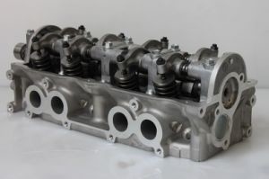 Πλήρης κεφαλής κυλίνδρου Assy Fe70-10-100f για Mazda F8 Υπηρεσία μεταπώλησης εγγυημένη